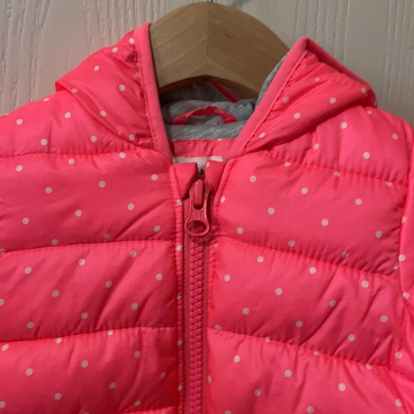 GAP Fluorescent Pink & White Spotted Puffer Coat - Picture 2 of 9